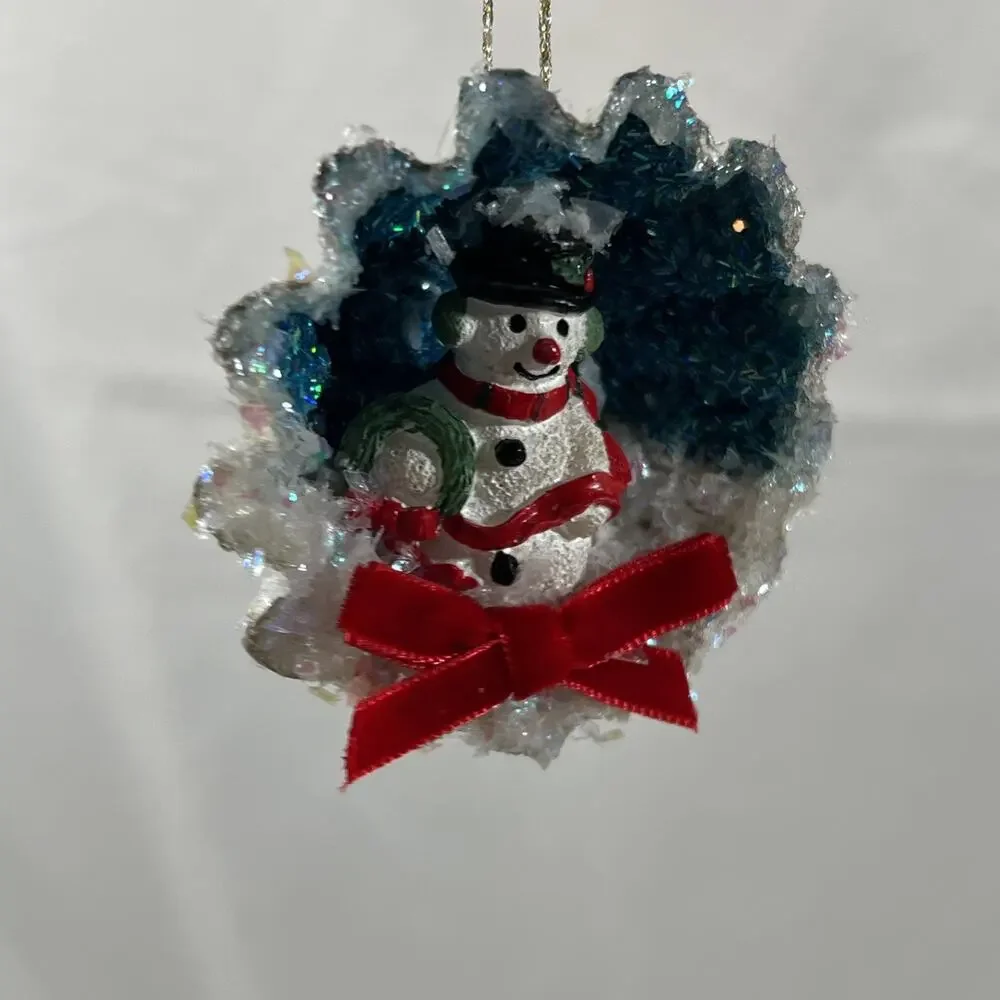 Vintage Round Tart Tin Snowman Snow Diorama Mid Century Glitter Ornament